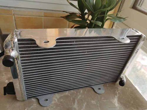 Kart radiator i aluminium